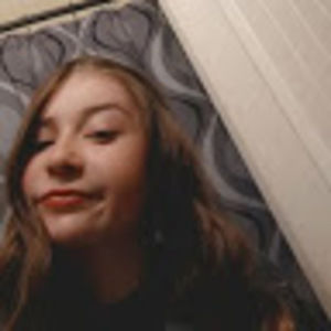 Meet your Posher, Danica